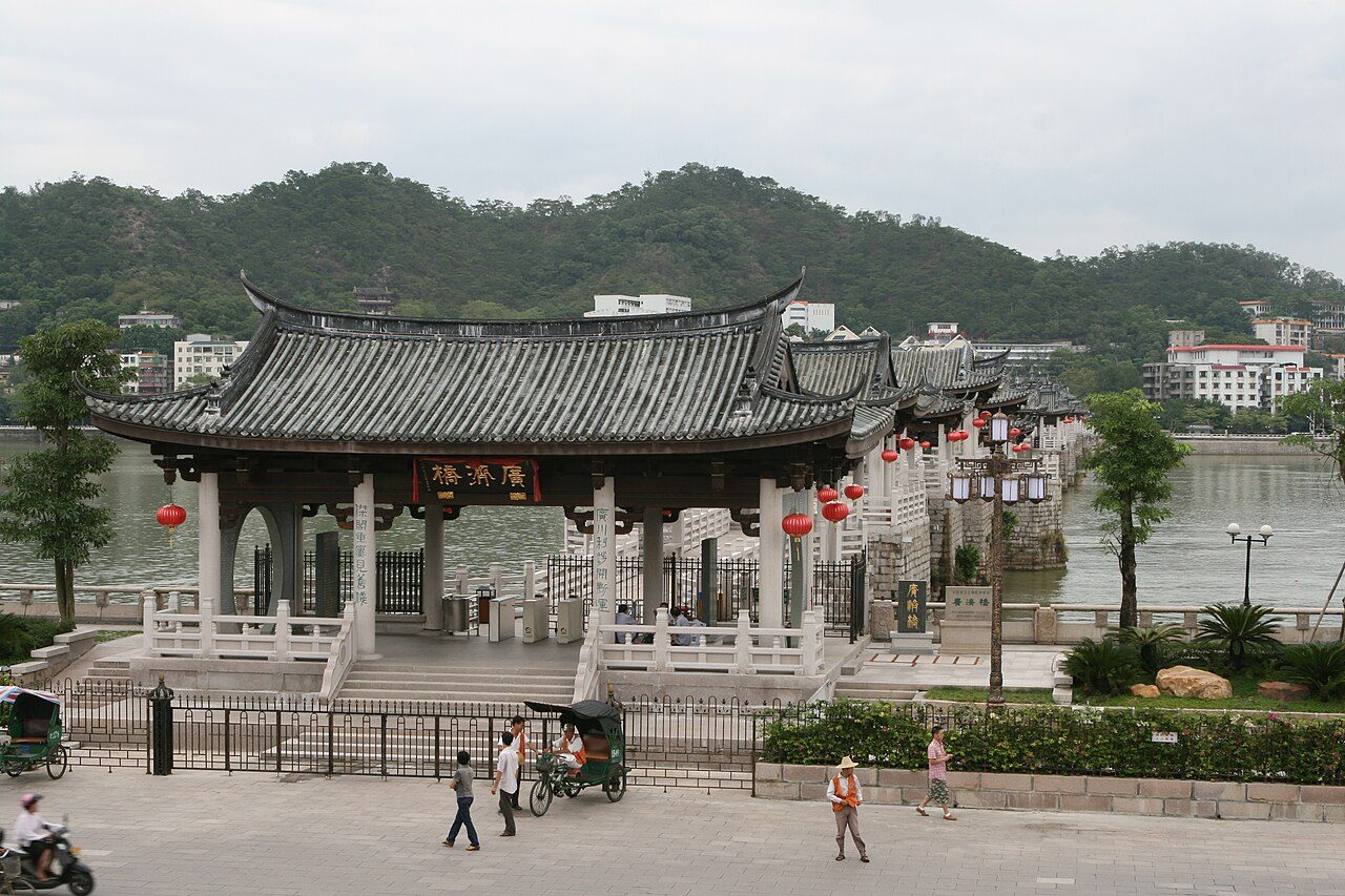 潮州 · 第三批封面