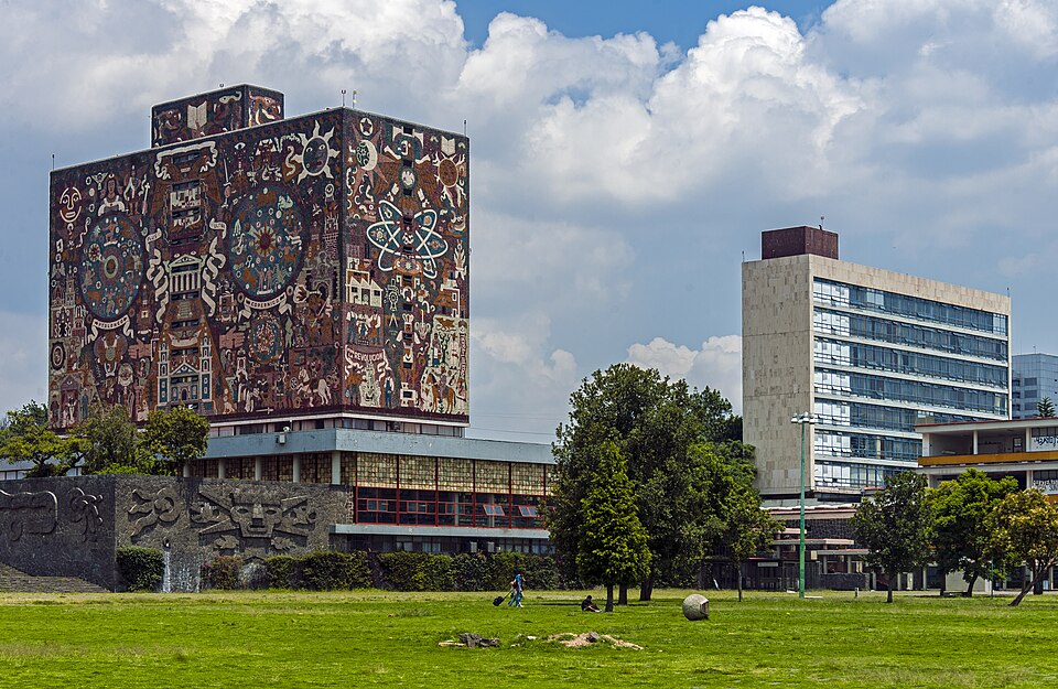 大学城中心校园世界遗产封面