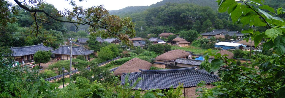 韩国历史村落：河回村和良洞村世界遗产封面