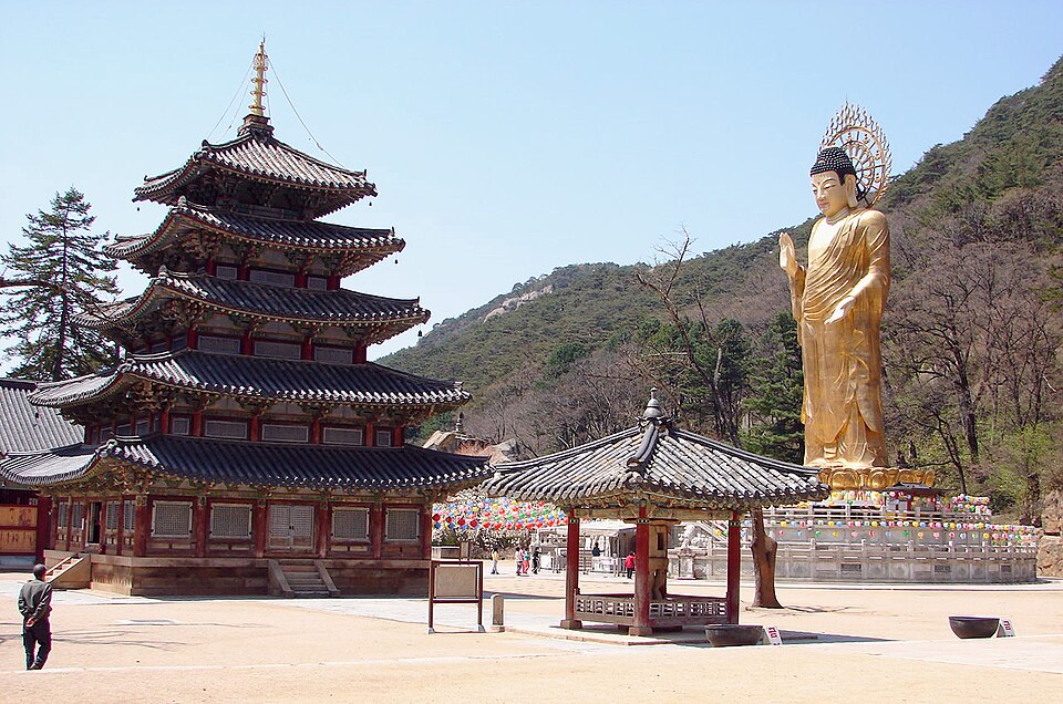 山寺－韩国佛教名山寺院世界遗产封面